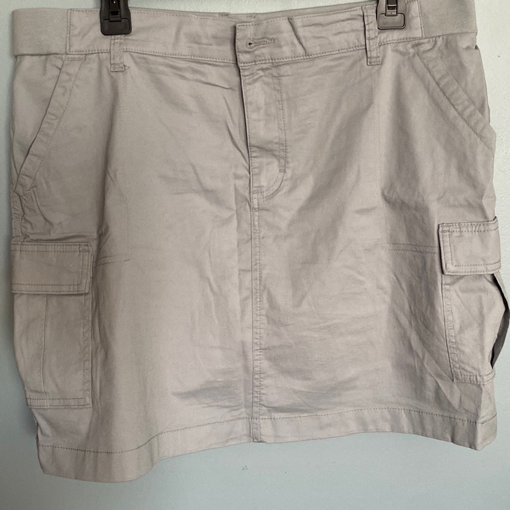Lee regular fit skort             NWOT